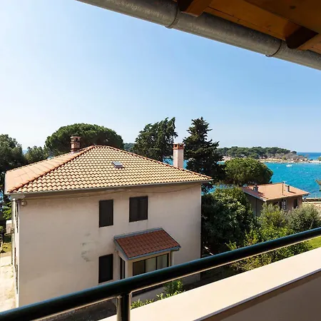 Guest house Tonka Near And Sea Pula