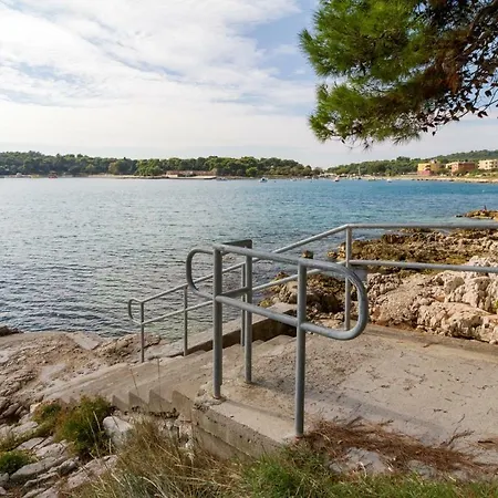 Tonka Near And Sea Gæstehus 3*